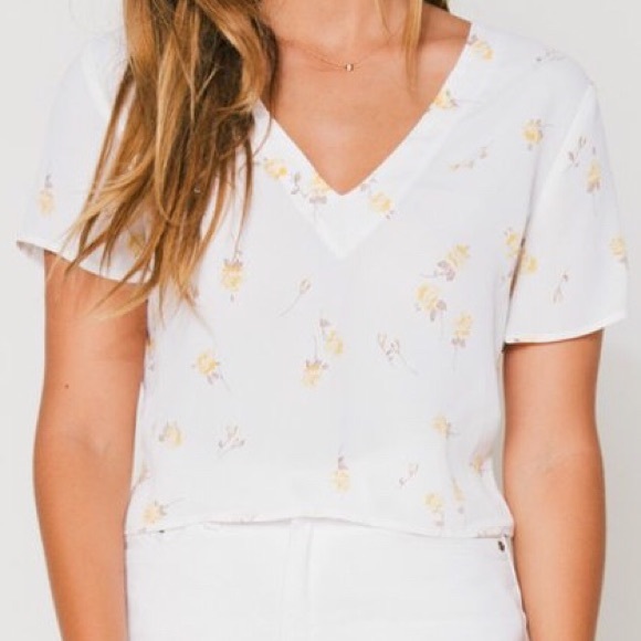 {Flynn Skye} Floral Crop Top - Picture 4 of 5